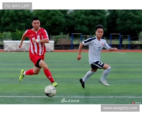 高清足球明星比赛瞬间尽显风采与激情的完美画卷